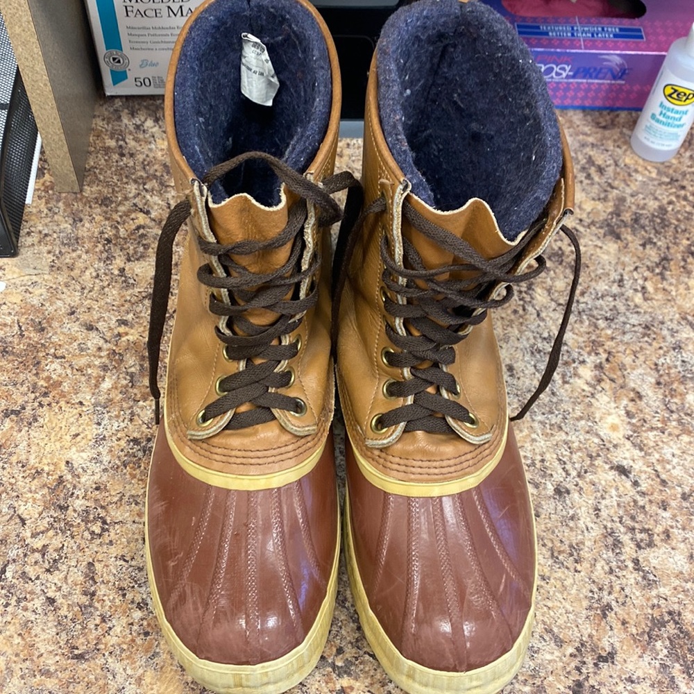 SOREL mens winter boots size 11